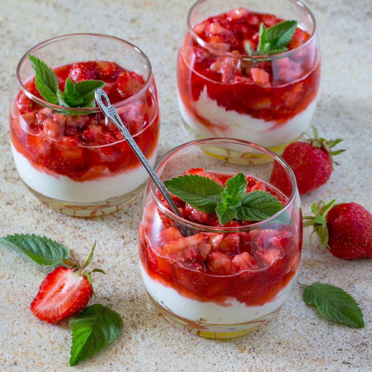 Carefood - Organic Goji Berries - Superfood 100% Organic Goji Berries - Natural Snack without Added Sugar Suitable for Vegan-Friendly - Sweet and Slightly Tart - 200g - Image 2