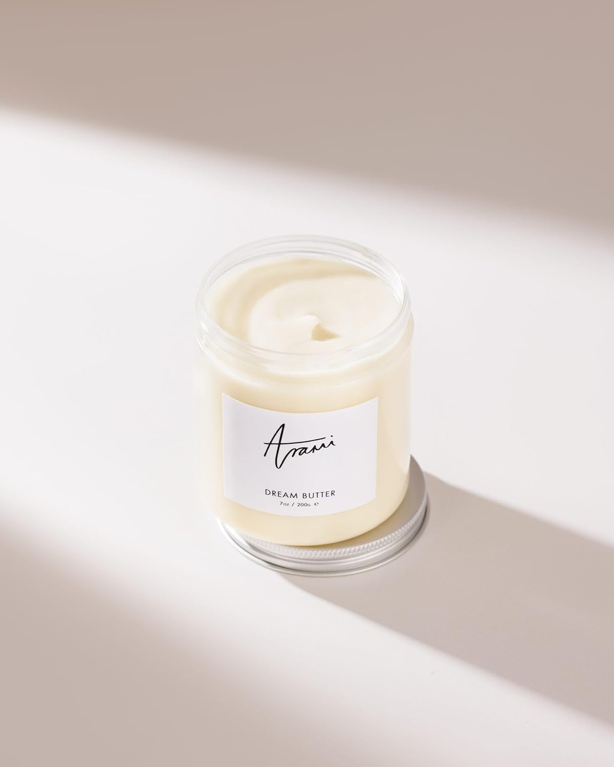 Arami Ore's Cheesecake Dream Butter – Beurre fouetté pour le corps et les cheveux aux huiles de karité, d'amande et de baobab – Hydratation profonde et parfum inspiré du dessert – Pour peaux sèches à - Image 2