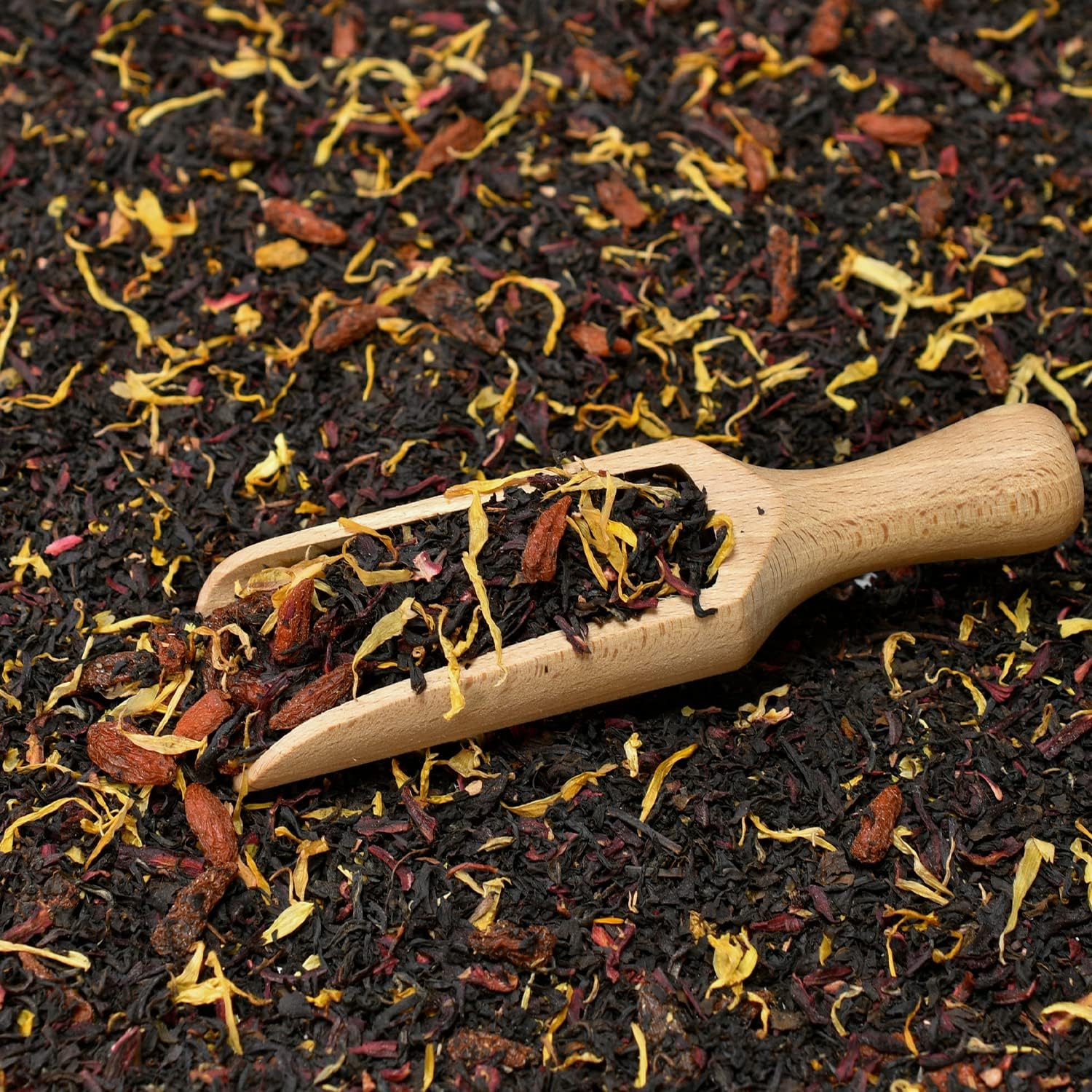 Mary Rose Black Tea Assam Compote | Indian Assam Tea | Black Tea with Hibiscus, Calendula & Goji Berries | Natural Additives | Theine Source | Natural Stimulation | 50g - Image 4