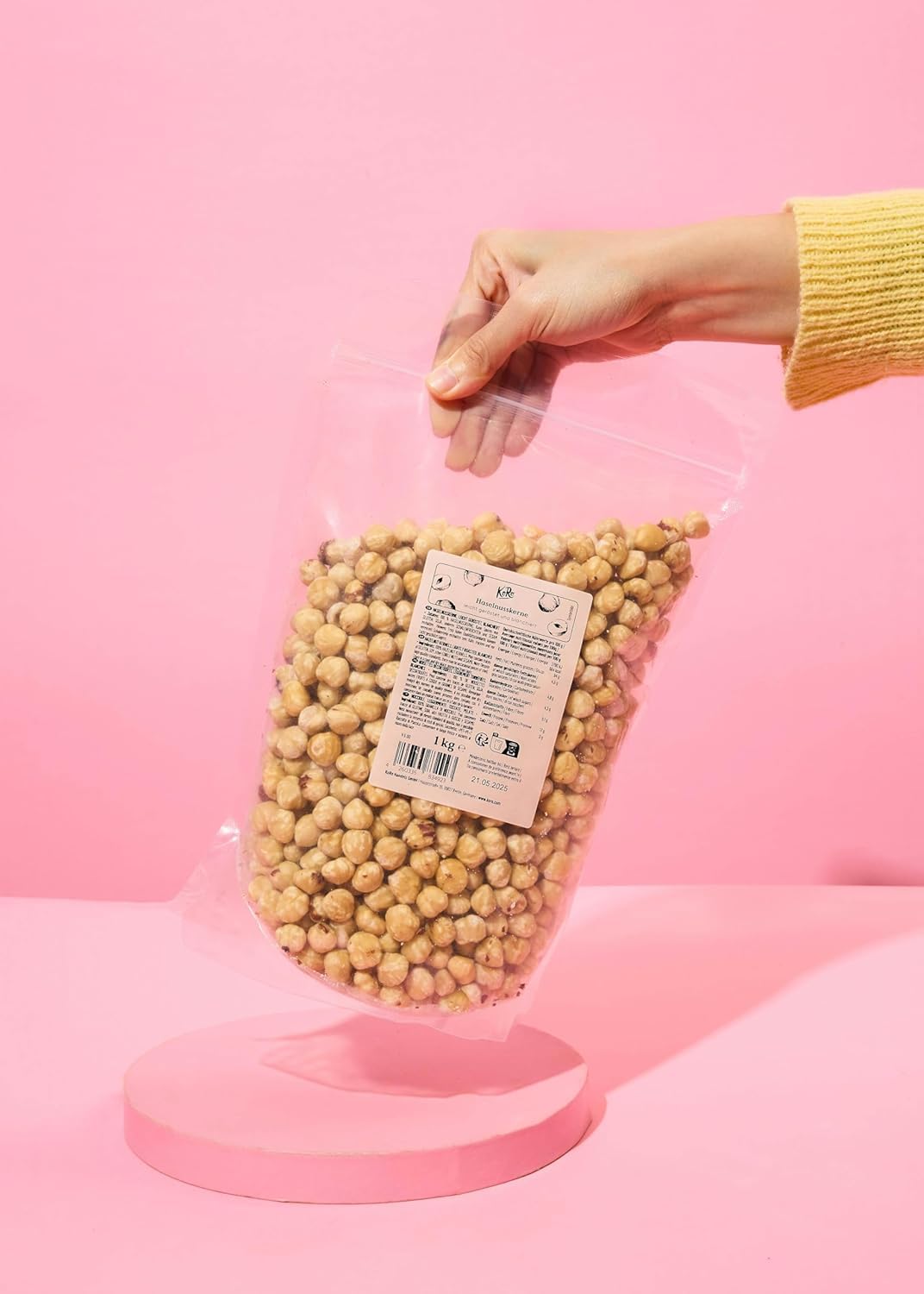 KoRo - Roasted hazelnuts 1 kg - Hazelnuts pruned and without additives or preservatives, perfect for cooking or as a snack - Image 7