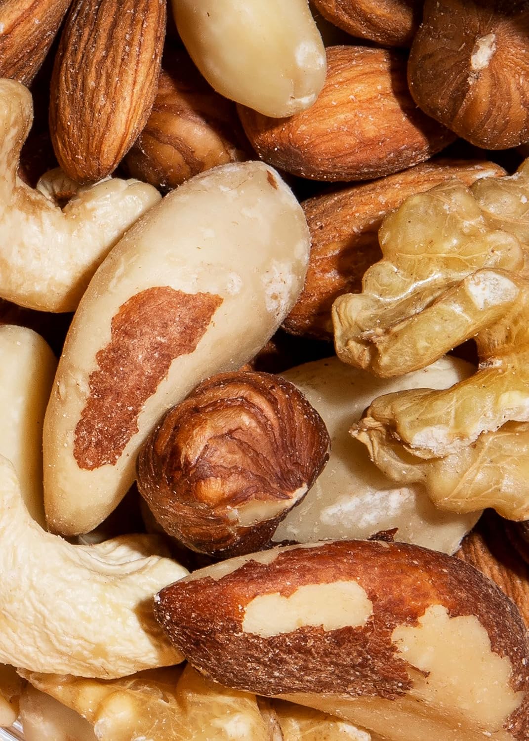 KoRo Premium Nut Mix 1kg - Almonds, Cashews, Brazil Nuts, Hazelnuts and Walnut Kernels, 100% Natural, Salt and Sugar Free, High in Fiber - Image 4